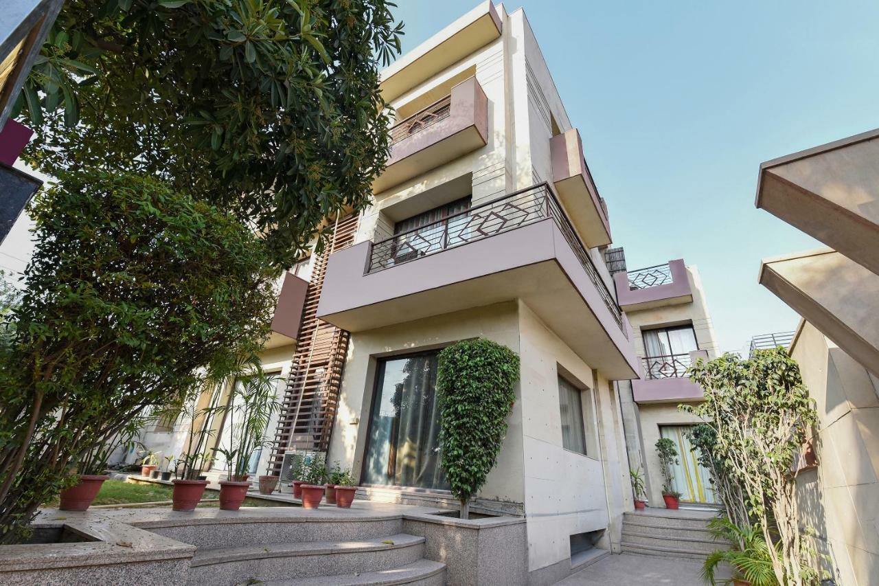 Hotel Oyo Flagship 387 Moulsari Avenue Gurgaon Zewnętrze zdjęcie