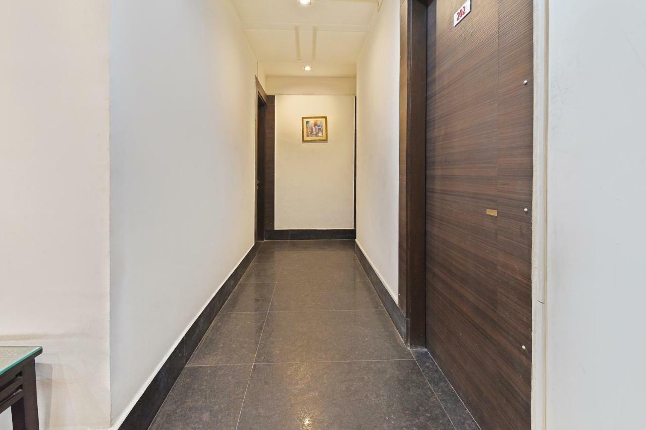 Hotel Oyo Flagship 387 Moulsari Avenue Gurgaon Zewnętrze zdjęcie