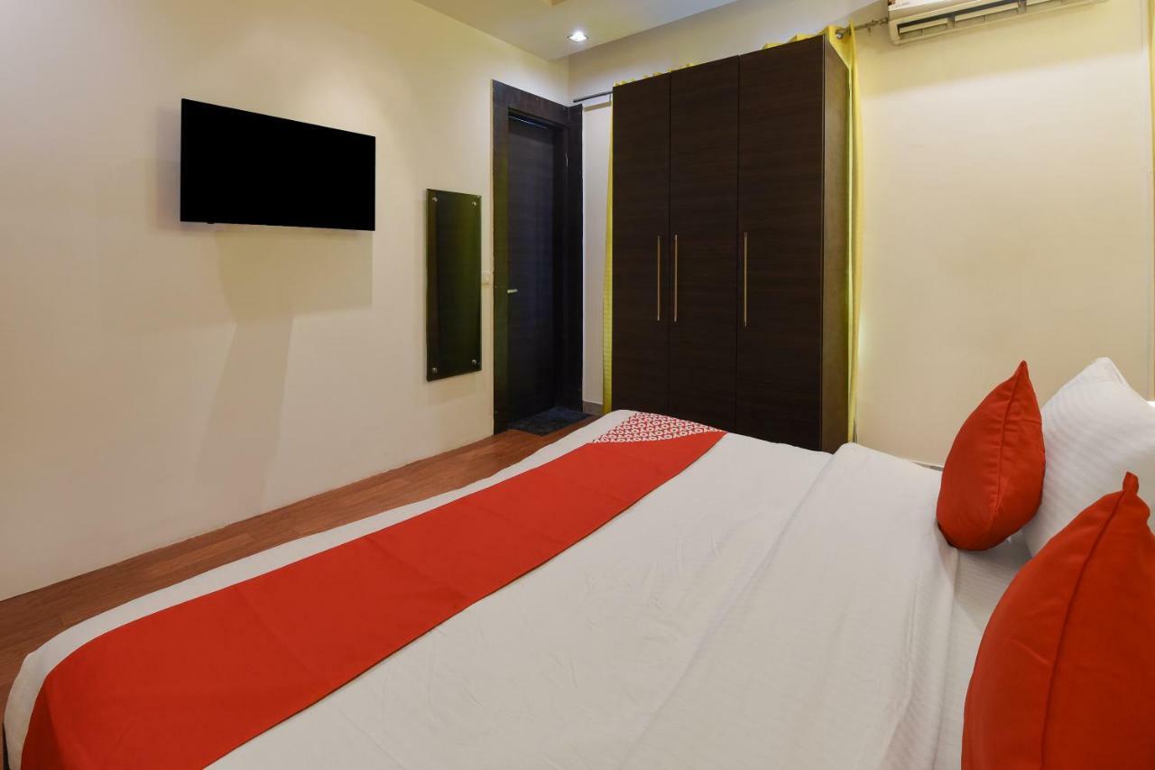 Hotel Oyo Flagship 387 Moulsari Avenue Gurgaon Zewnętrze zdjęcie