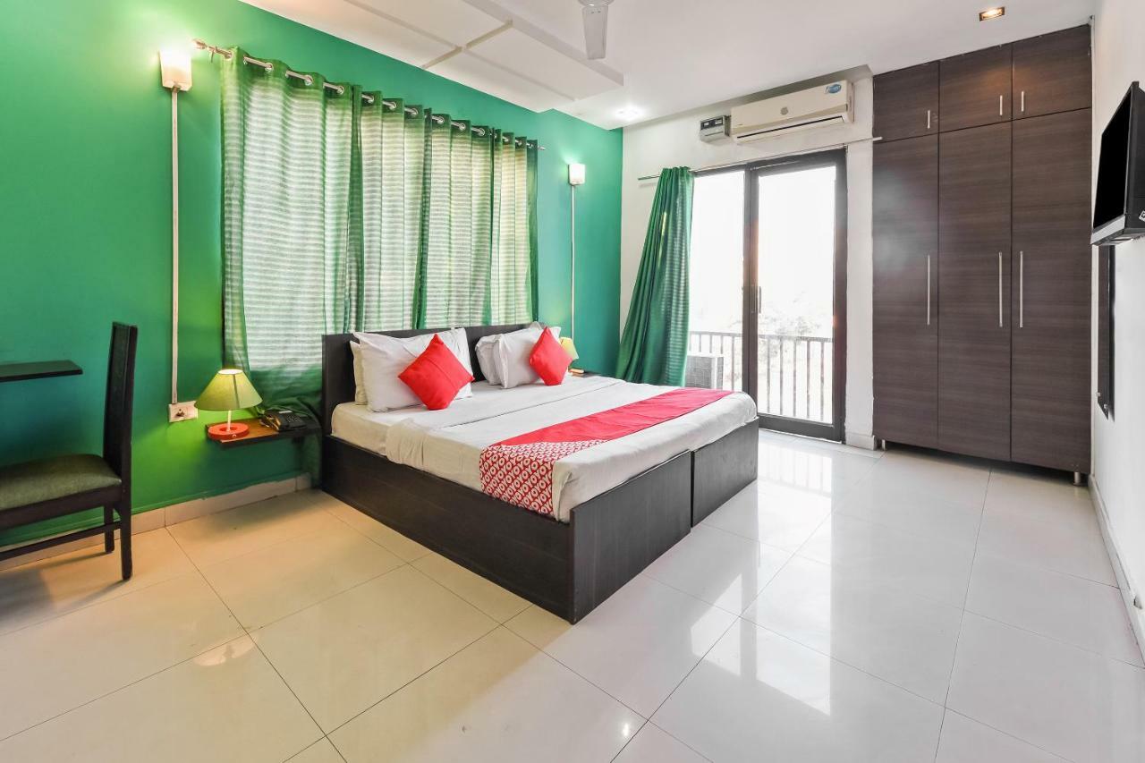 Hotel Oyo Flagship 387 Moulsari Avenue Gurgaon Zewnętrze zdjęcie